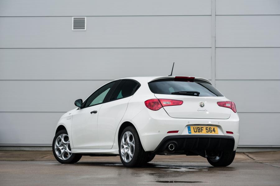  Alfa Romeo Giulietta Sprint (940) 2014 года  (UK) (фото 3 из 5)